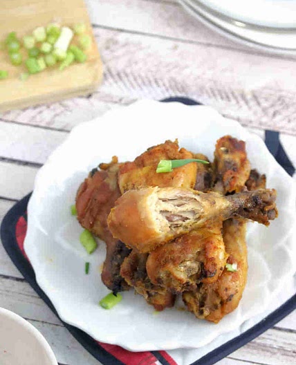 Fall Off The Bone Slow Cooker Chicken Legs