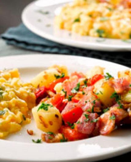 Bacon and Egg Scramble with Bell Peppers, Mushrooms, and Onions