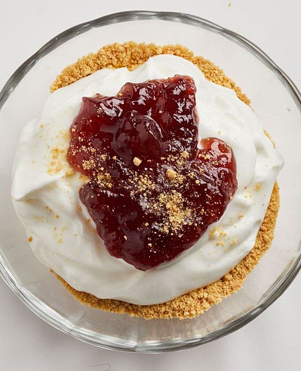 Quick Strawberry "Cheesecake"