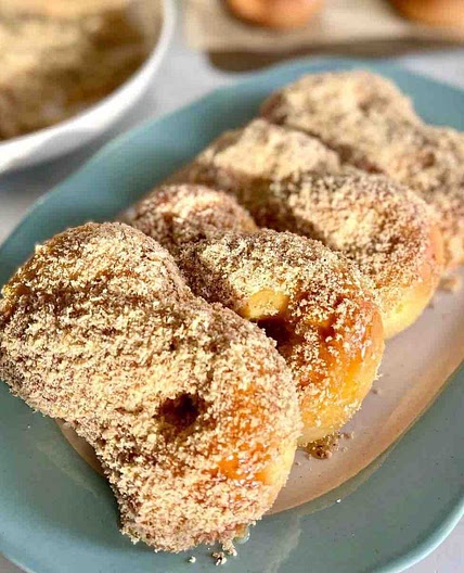 Honey and Walnuts Pastries