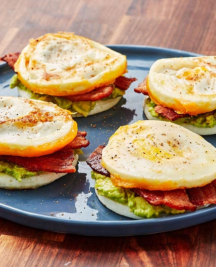 Bunless Bacon, Egg & Cheese