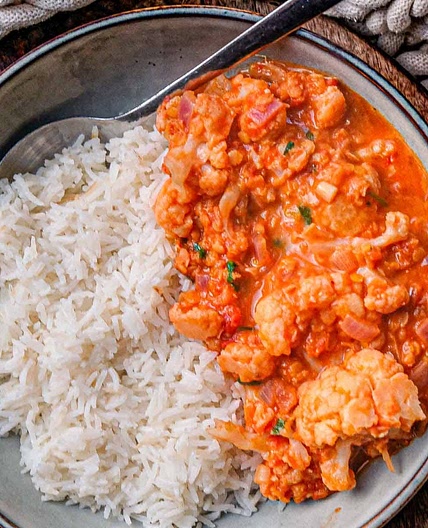 30-Minute Spiced Red Lentil & Cauliflower Stew