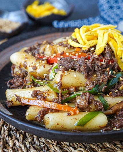 Gungjung Tteokbokki (Korean Royal Court Rice Cakes)