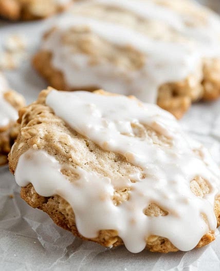 Iced Oatmeal Cookies