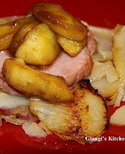 Smoked Pork Chops with Potatoes and Sautéed Apple Slices