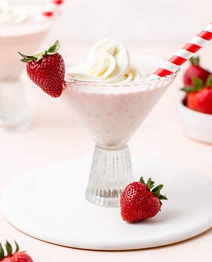 Strawberries and Cream Cocktail with Bailey's