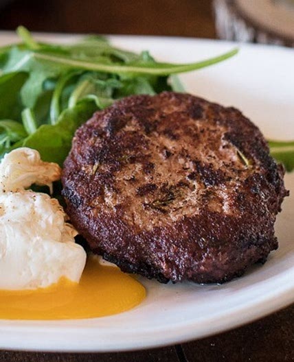 APPLE-SAGE TURKEY SAUSAGE