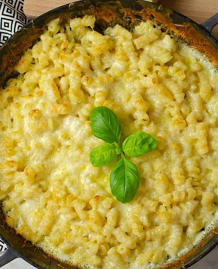 Easy Cheesy Pasta Bake