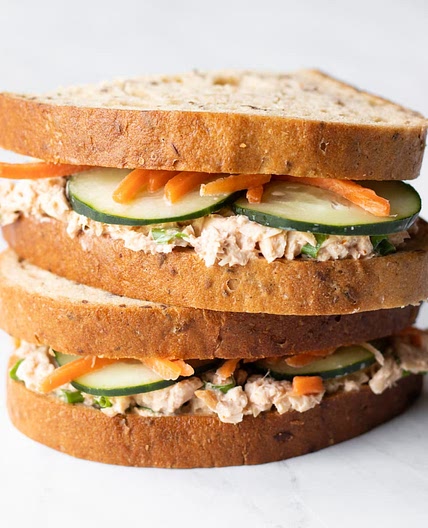 Low FODMAP Spicy Salmon Salad Sandwich
