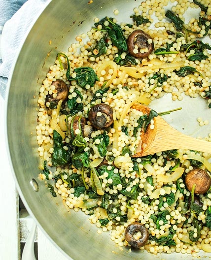 Israeli Couscous with Spinach and Mushrooms