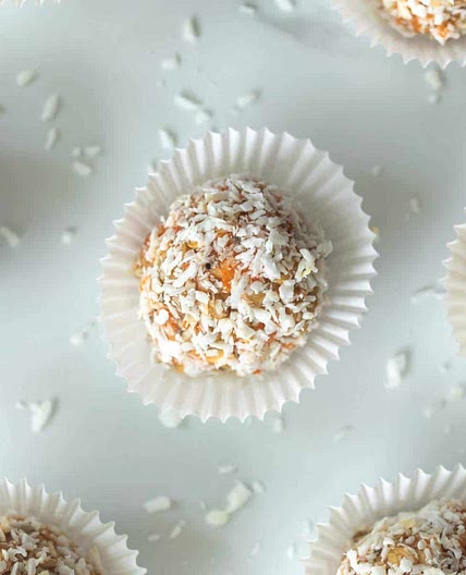 No-Bake Carrot Cake Energy Balls