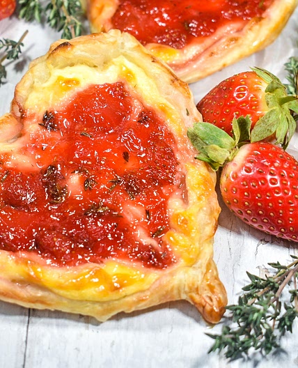 Strawberry Puff Pastry Hearts