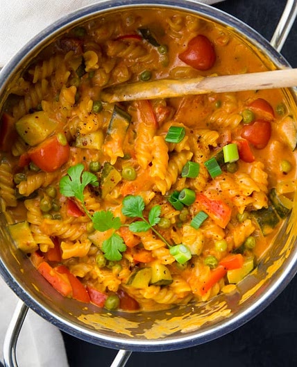Creamy Vegan One Pot Pasta (Asian Style)