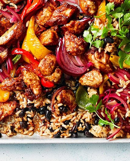 Fajita chicken traybake