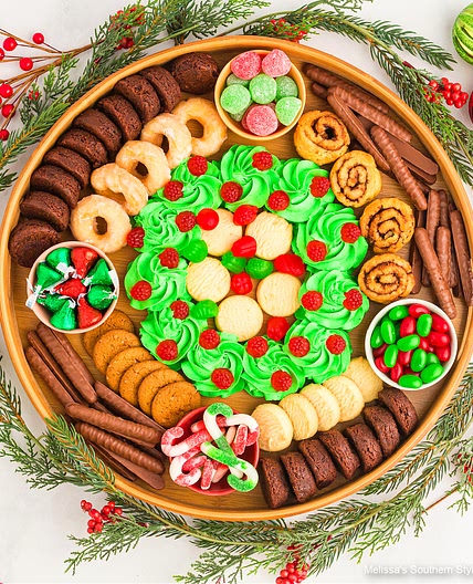 Christmas Dessert Board (with Buttercream Icing)