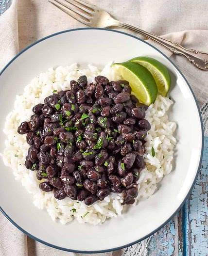 Quick Cuban Style Black Beans