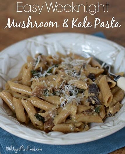 Weeknight Mushroom and Kale Pasta