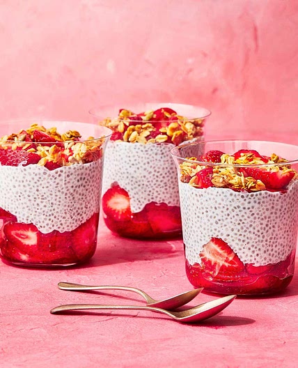 Strawberry-Chia Breakfast Pudding