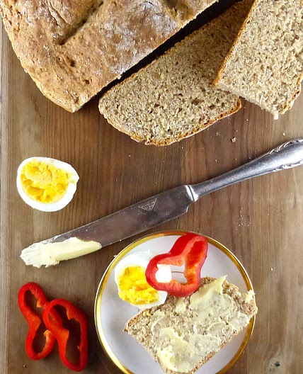 Spelt Soda Bread (ready to eat in less than an hour)