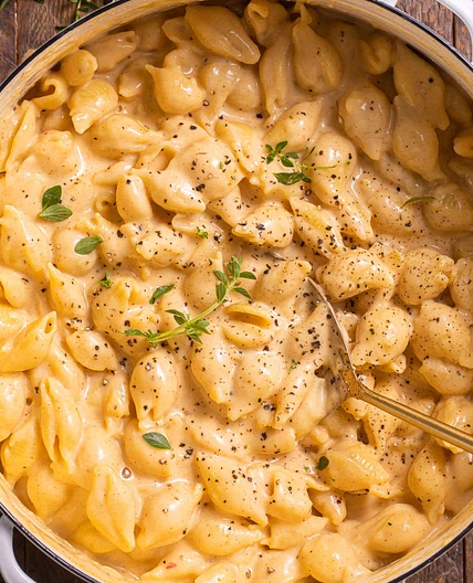 Easy Stovetop Mac and Cheese (One-Pot!)