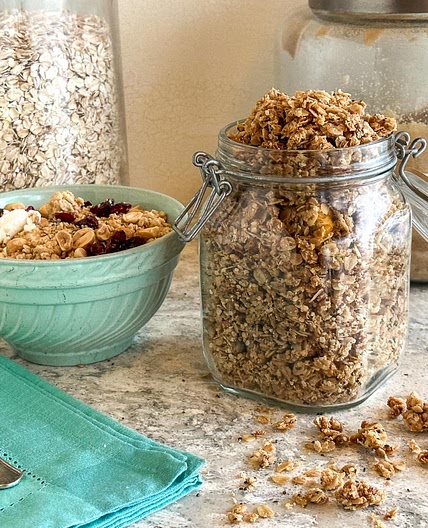 Low FODMAP High Protein Quinoa & Oat Granola