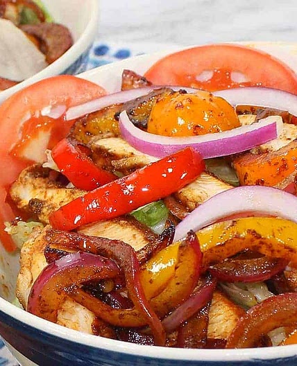 Easy Chicken Fajita Bowl