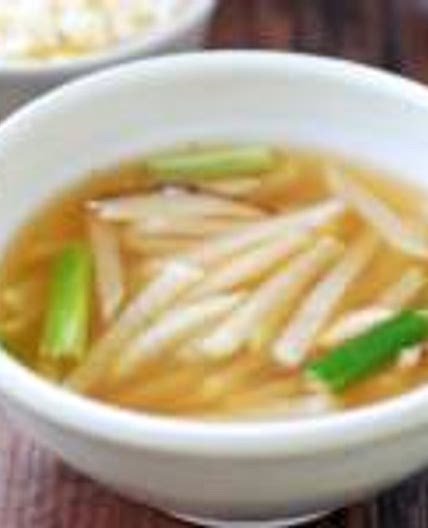 Mu Doenjang Guk (Korean Soybean Paste Radish Soup)