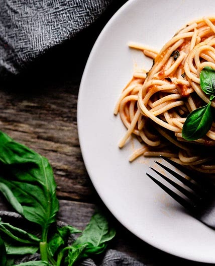 Creamy Tomato Basil Pasta (Vegan, Gluten-Free)