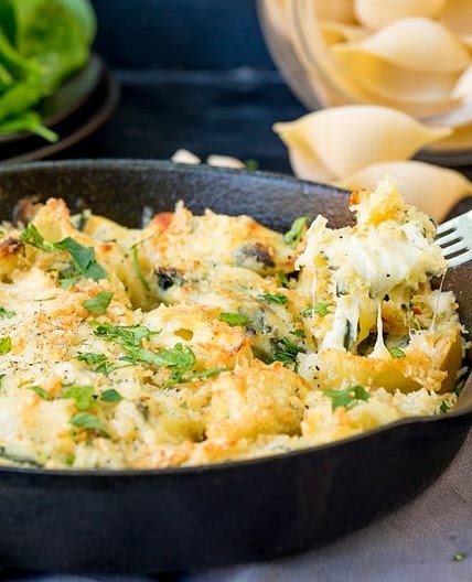 Garlic and Spinach Stuffed Pasta Shells