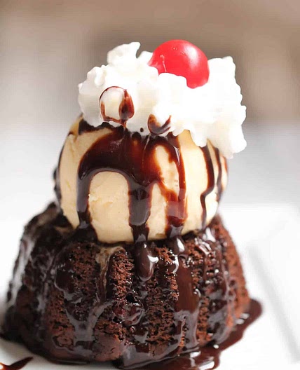 Copycat Chili’s Molten Lava Cake Recipe