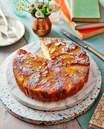 Upside down pear, vanilla and almond cake recipe