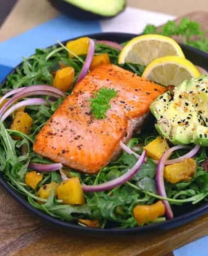 Crispy Pan Seared Salmon Salad