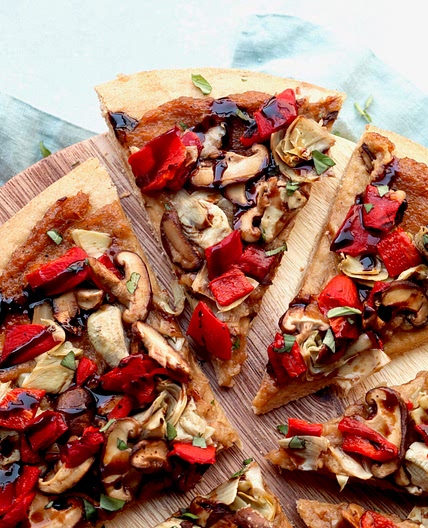 vegan roasted vegetable pizza (aka - my take on my favorite amy's pizza!)