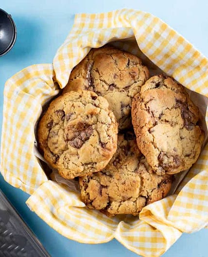 Easy Chunky Stuffed Chocolate Mars Bar Cookies