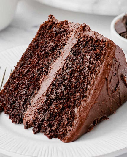 Gluten-free Chocolate Cake (perfect texture, so quick and easy!)