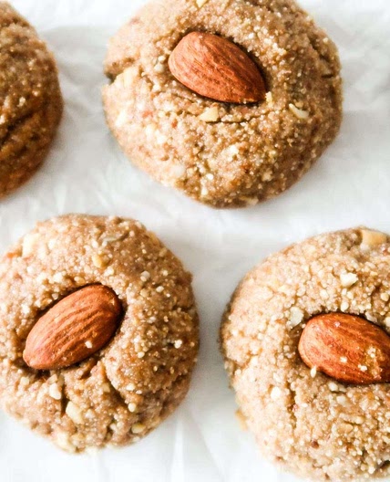 Healthy No-Bake Cookies With Almond Butter