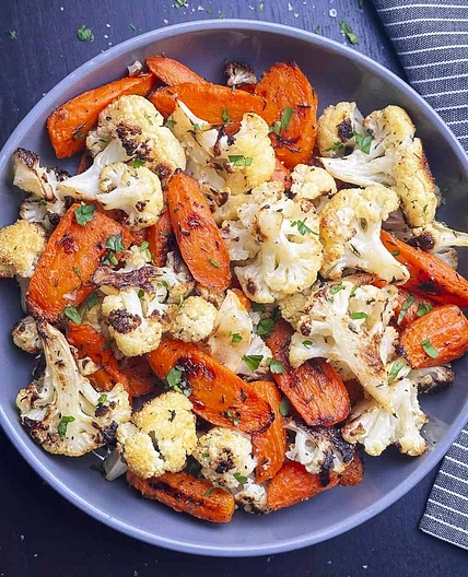 Simply Roasted Carrots and Cauliflower