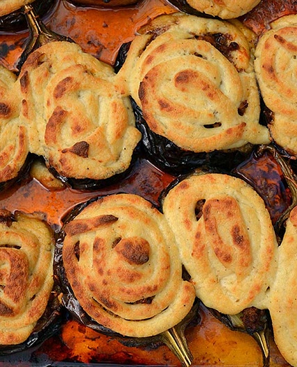 Papoutsakia – stuffed eggplants