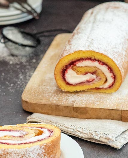 Raspberry Mascarpone Swiss Roll