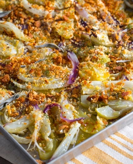 Finocchi al forno con patate e cipolle