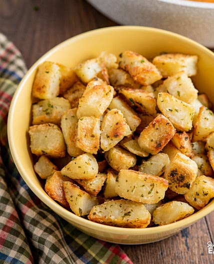 Garlic and Herb Roast Potatoes (Oven and Air Fryer)