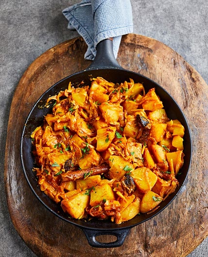 Kashmiri Chilli and Cardamom Potatoes