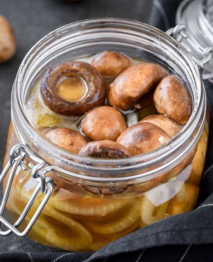 Marinovannymi Gribami (Russian Pickled Mushrooms) Recipe