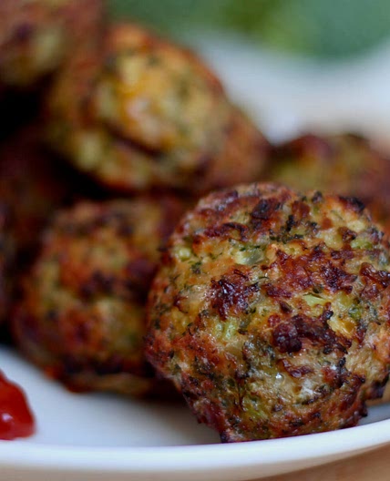Air Fryer Broccoli Bites