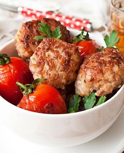 Тефтели с капустой и рисом