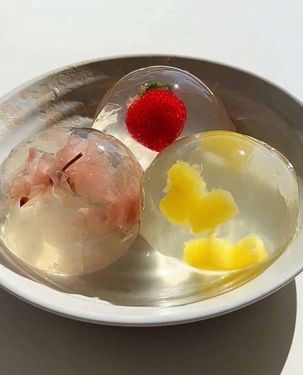 Raindrop Cake Recipe - Strawberry & Cherry blossom filling