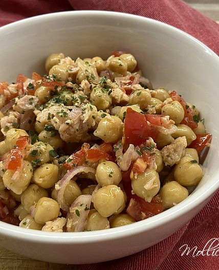 Insalata di ceci fredda ricetta estiva