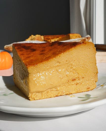 Basque Pumpkin Cheesecake