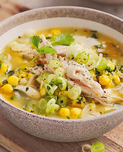 Chinese chicken and sweetcorn soup