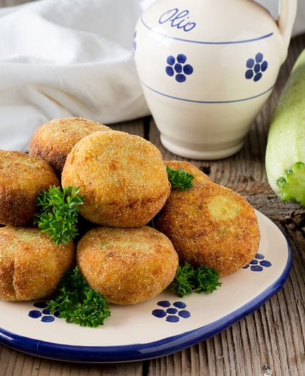 Polpette di zucchine ricotta e tonno - Anche al forno